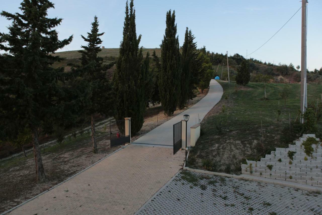 Agriturismo Terra Dei Falchi Castilenti المظهر الخارجي الصورة