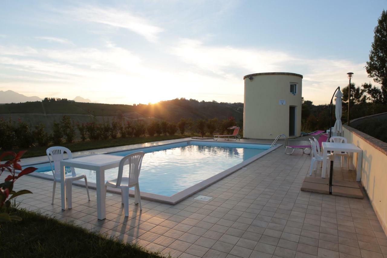 Agriturismo Terra Dei Falchi Castilenti المظهر الخارجي الصورة
